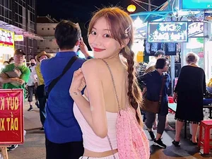 Korean Star Spotted at Nha Trang Night Market: Where is She Now? - image 5
