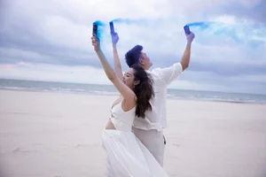 Minh Hang Welcomes First Son, Rocks Red Lipstick Post-Delivery - image 7