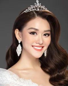 Comparing the Evolution of Miss World Vietnam Top Stars - image 5