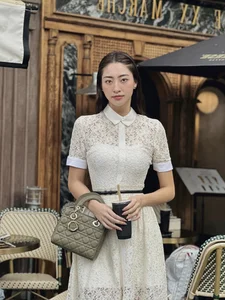 Truong Ho Phuong Nga and Vietnamese Celebrities' Holiday Fashion - image 9