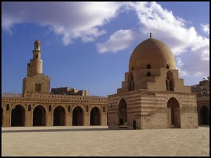 Architectural Wonders: The Most Breathtaking Holy Sites to Visit in the Middle East - image 5