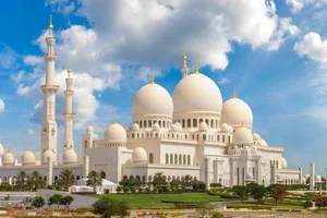 Architectural Wonders: The Most Breathtaking Holy Sites to Visit in the Middle East - image 4