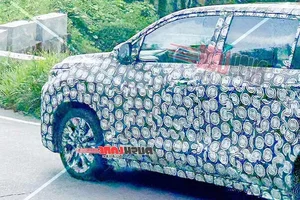 All-New 2027 Toyota Innova Cross Revealed with a Bold and Transformed Design - image 4