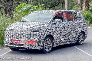 All-New 2027 Toyota Innova Cross Revealed with a Bold and Transformed Design - image 5