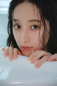 Ami Yamazaki FRIDAY Monthly Girl 048 Part02: Captivating Reflections & Natural Allure - image 18