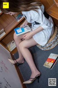 IESS Sixiangjia 278: Zizi’s Elegant Reading Session - A Masterclass in Sophisticated Fashion Photography - image 86