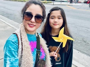 Comedian Thuy Nga Sparks Controversy with Bold Social Media Photos and Strong Response to Critics - image 4