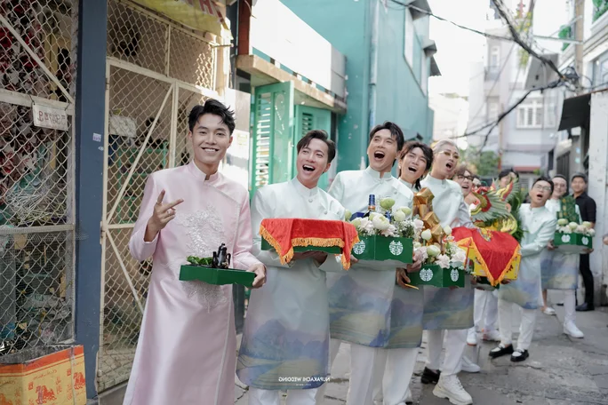 Joyful and Hilarious Moments from Actress Phuong Lan's Engagement