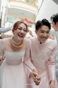 Joyful and Hilarious Moments from Actress Phuong Lan's Engagement - image 12