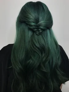 Top 40+ Moss Green Hair Color Ideas for an Impressive and Trendy Look - image 14