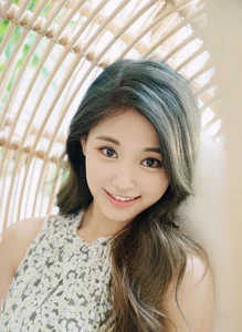 Top 40+ Moss Green Hair Color Ideas for an Impressive and Trendy Look - image 1