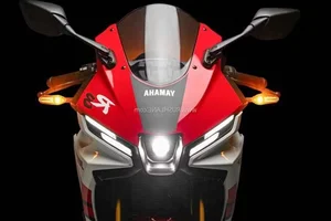 Yamaha Celebrates 70 Years with Special Edition R15 and R3 Models: Pricing and Features - image 6