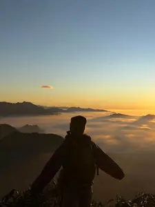 Nhu Co San Sunset: Conquer Majestic Sea of Clouds in Northwest Vietnam - image 5
