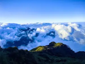 Nhu Co San Sunset: Conquer Majestic Sea of Clouds in Northwest Vietnam - image 7