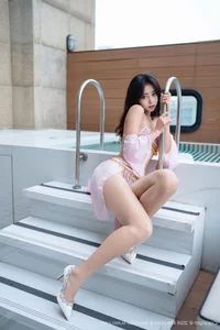 Elegant Purple Fashion Portraiture: Shi An An Featured in XingYan Star Face Vol.430 – A Captivating 82-Image Professional Photography Series - image 36