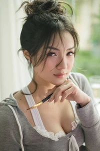 Thuy Top Celebrates New Age with Stunning and Sharp Birthday Photoshoot - image 6
