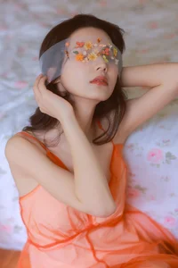 YiTuYu Art Language Vol.7400 Featuring Peng Xiao Ya Ya: A Masterpiece of Contemporary Portraiture - image 11