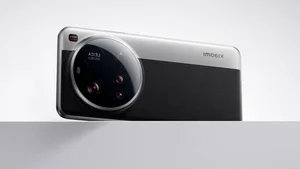 Top New Smartphones Launching This Month: Innovative Features and Tech Trends - image 3