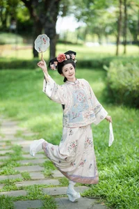 YiTuYu Art Language Vol.8030: The Graceful Artistry of Dan Gao De Dan Dan - image 11