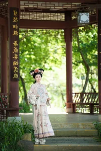 YiTuYu Art Language Vol.8030: The Graceful Artistry of Dan Gao De Dan Dan - image 5