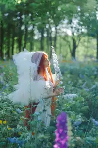 Coser Chunmomo | Ethereal Bride in a Dreamy Flower Garden Wedding Dress - image 4
