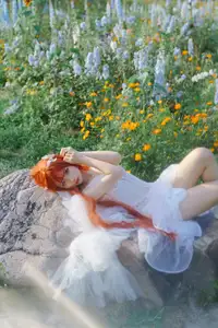Coser Chunmomo | Ethereal Bride in a Dreamy Flower Garden Wedding Dress - image 10