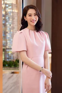 The Beautiful Bac Lieu Secretary Turning Heads with Chic Crop Top Styles - image 8