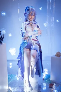 Stunning Wuthering Waves Camellia Cosplay by Hoshilily: A Red Floral Fantasy Photoshoot Featuring 31 High-Resolution Artistic Images - image 4