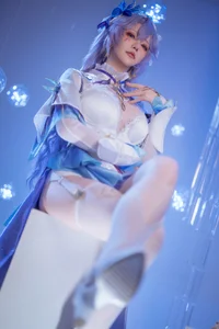 Stunning Wuthering Waves Camellia Cosplay by Hoshilily: A Red Floral Fantasy Photoshoot Featuring 31 High-Resolution Artistic Images - image 21