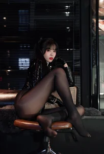 Elegant Communication Officer Cosplay by Xuan Xiao Xue Jie: Stunning Black Silk Aesthetic and Futuristic Professional Style Portrait Collection - image 22