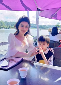 Lam Khanh Chi Opens Up About Emotional Struggle and Resilience Following Separation from Her Husband - image 2