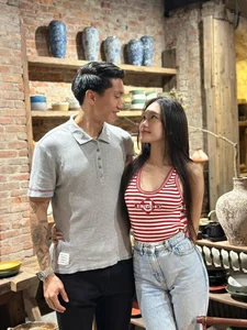 Football Star Doan Van Hau Proposes to Doan Hai My: A Fairytale Romance Captivating Fans - image 7
