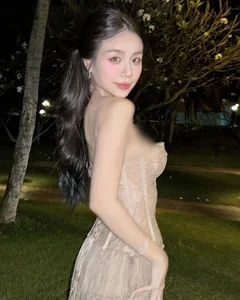 Bold and Beautiful: Cindy Lu Shines in Her Latest Fashion Transformation - image 1
