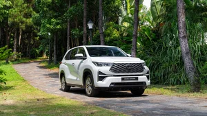 Hybrid Car Boom in Vietnam: Toyota and Lexus Lead Sales Surge - image 2