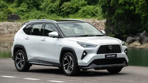 Hybrid Car Boom in Vietnam: Toyota and Lexus Lead Sales Surge - image 4