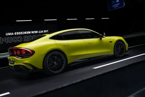 Mercedes-AMG Challenges Porsche Taycan with 1,153 HP All-Electric AMG GT 4-Door Coupe - image 13