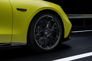 Mercedes-AMG Challenges Porsche Taycan with 1,153 HP All-Electric AMG GT 4-Door Coupe - image 10