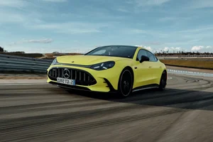 Mercedes-AMG Challenges Porsche Taycan with 1,153 HP All-Electric AMG GT 4-Door Coupe - image 4