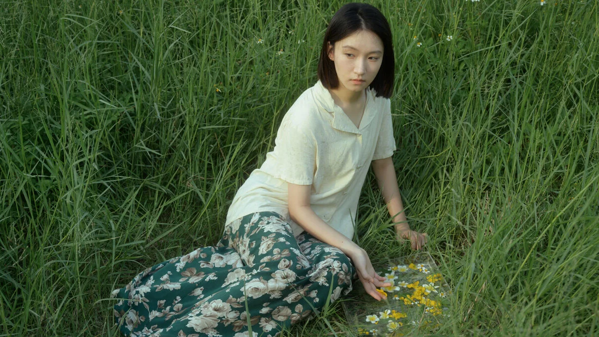 YiTuYu Art Language Vol. 9892: Xiao Yue (19P) - A Visual Collection