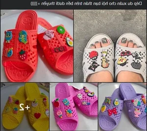 How the Legendary Vietnamese Honeycomb Sandals Became a Modern Retro Fashion Trend - image 1