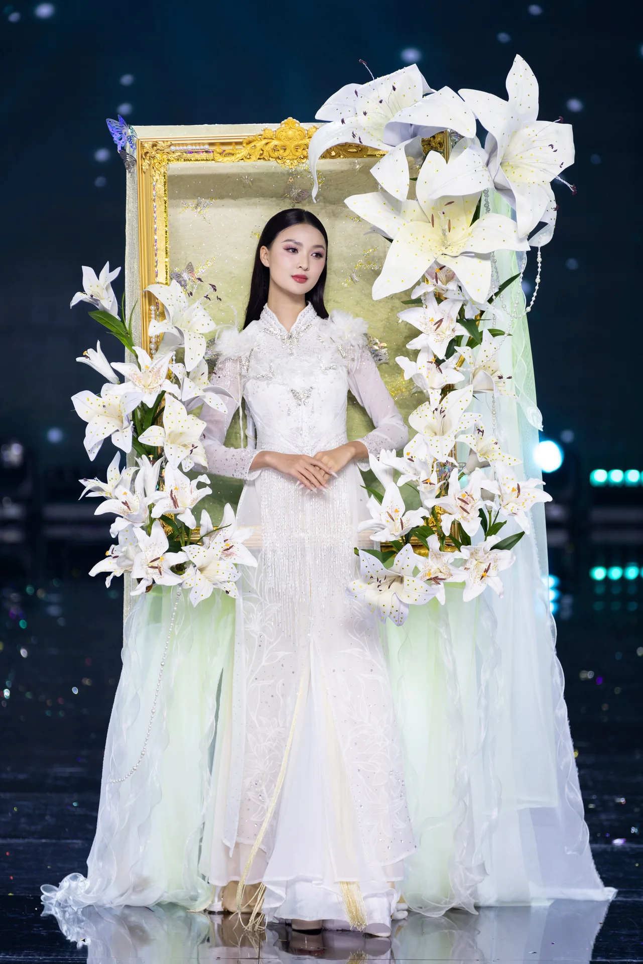 Miss Vietnam National Costume Mishap: Contestant Shows Resilience After Wardrobe Break