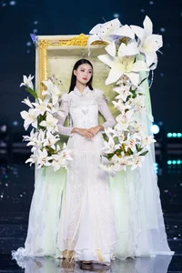 Miss Vietnam National Costume Mishap: Contestant Shows Resilience After Wardrobe Break - image 0