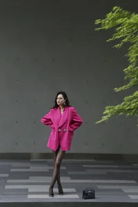 Elegant Portrait Photography Featuring Xiao Yi in YiTuYu Art Language Vol.8234 – Minimalist Aesthetic and Soft Lighting Lifestyle Series - image 19