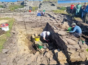 The Mystery of the Medieval Stone Head Discovered on a Remote Island - image 4