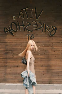 Artistic Portraits: YiTuYu Art Language Vol.7420 Featuring Wanwan - image 0