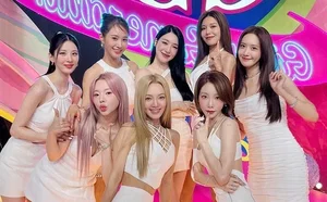 K-pop Idols Leaving Their Agencies: Success Stories and Career Struggles - image 1