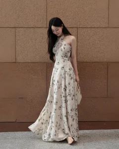 Effortless Elegance in Floral Halter Dress - image 2