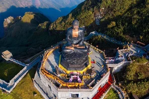 Sun World Fansipan Legend Welcomes Thousands of Tourists to Sapa - image 3