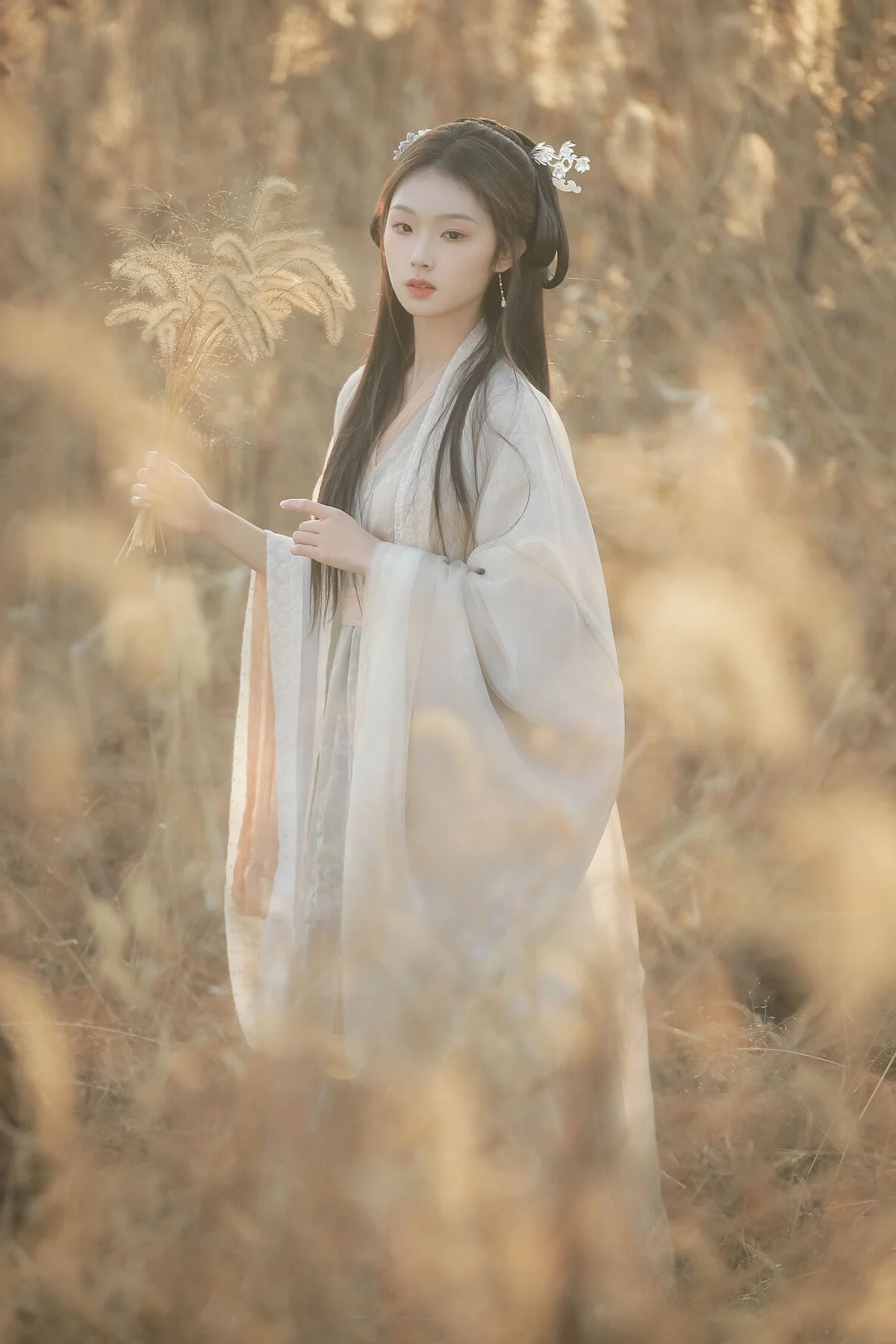 Artistic Language Photography Featuring Zhen Zhen YiTuYu Vol.8103 Collection