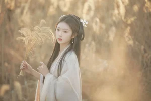 Artistic Language Photography Featuring Zhen Zhen YiTuYu Vol.8103 Collection - image 4